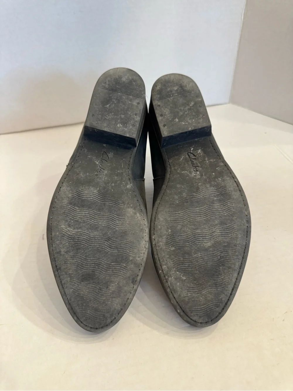 Clarks Collection Ankle Booties Sz 8.5 W Side Zip Black Tassel Ultimate Comfort